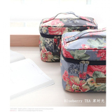 韩国品牌 正品长方形 花束图案 防水化妆包/收纳包(2种颜色)