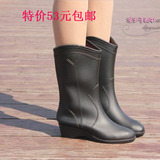新款时尚保暖四季 雨鞋雨靴女时尚 韩版水鞋中筒坡跟胶鞋包邮
