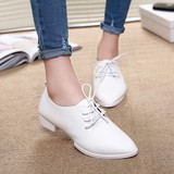 小白鞋女2016春夏款韩国单鞋粗跟白色英伦中跟粗跟尖头小皮鞋