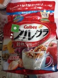 日本代购Calbee卡乐比水果颗粒果仁谷物营养麦片儿童早餐食品800g