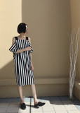 2016夏季韩版新款黑白条纹高俊熙同款露肩吊带连衣裙显瘦中长款