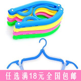 330-刘涛同款万能折叠衣架旅行必备用品户外便携式装备儿童晾衣架