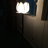 新中式落地灯客厅 现代简约木质 卧室立式台灯置物灯 莲花落地灯