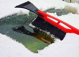 批发多功能带毛刷冬季汽车除雪铲 不伤玻璃除冰 清雪铲 除霜铲刮
