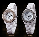 DKNY唐可娜儿手表女表陶瓷白色镶钻水钻石英表大表盘六针NY498