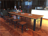 厂家直销 星巴克实木做旧铁艺咖啡厅休闲餐桌椅 高脚吧台桌椅
