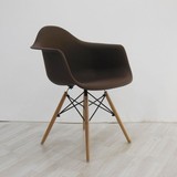 伊姆斯椅子 eames洽谈椅餐桌椅设计师咖啡椅塑料休闲时尚宜家创意