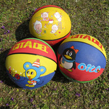 特价儿童球类玩具 橡胶篮球 儿童幼儿园专用小皮球批发 卡通篮球