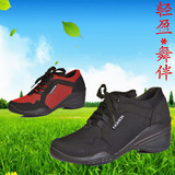 新款老北京布鞋跳舞轻底女鞋坡跟系带女式单鞋运动旅游红色舞蹈鞋