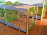 新实木床60乘130双层实木小学生午托床幼儿园床上下铺彩色防火板