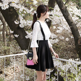 初秋新款背带裙两件套韩版圆领喇叭五分袖蕾丝上衣黑色短裙套装潮