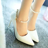 2015新款秋款单鞋个性浅口尖头鞋性感高跟细跟珍珠一字扣装饰女鞋