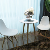 酒店客房阳台伊姆斯塑料桌椅组合小圆桌洽谈桌休闲桌咖啡桌彩色椅