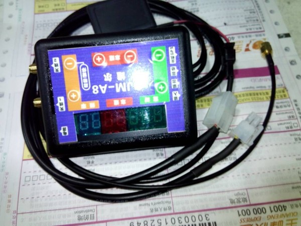 立秋 成为维尔汽车里程表跑玛机 走表器 跑表仪 GPS定位高清图片