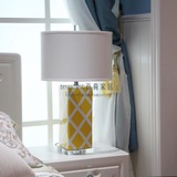 出口美式宜家简约现代方形黄色几何图案样板房卧室客厅陶瓷台灯