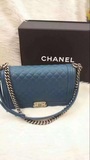 正品行货欧美大牌Chanel 蓝色 "Boy " 系列 A92193 单肩包手提包