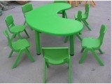 幼儿园桌子，儿童桌子，月亮桌，半月桌*塑料桌子