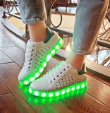 春季透气发光鞋男女情侣夜光鞋USB充电LED灯鞋鬼步舞鞋11彩荧光鞋