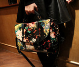 2015韩版最新款女包玫瑰花朵油画双箭头复古包包手提斜跨两用女包