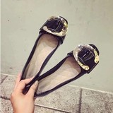 韩版新款女鞋圆头浅口漆皮亮面单鞋C形金属黑色红灰色平底跟皮鞋