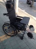 新款上海凤凰轮椅可折叠老人带坐便残疾人多功能全躺手动轮椅903