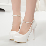 春季新款圆头超高跟水台女单鞋珍珠链性感白色婚纱细跟一字扣水钻