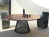 北欧个性创意家具 设计师实木圆形餐桌简约原木工作桌洽谈桌