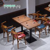 复古星巴克咖啡厅桌椅 休闲酒吧实木桌椅 甜品店奶茶店餐桌椅组合