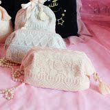 包邮韩国大容量可爱高档蕾丝羊毛刺绣便携流苏化妆包收纳包手拿包