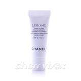Chanel/香奈儿 新版净白防护妆前隔离霜SPF40 2.5ML  小样