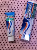 荷兰Aquafresh 成人牙膏 三色美白系列 欧洲密封包装 原装品质