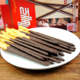 乐天巧克力棒夹心甜饼干注心夹心棒韩国进口休闲零食红盒52g