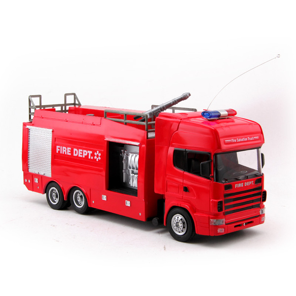 包邮1:18喷水消防车 大型逼真灯光音效遥控喷水救火车 充电玩具车