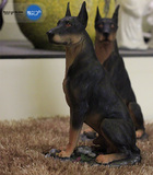 仿真动物设计杜宾猎犬带底座装饰品工艺品杜宾犬摆件直销软装配饰