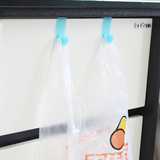 日本komi 创意便利厨房橱柜门后垃圾袋挂钩 宜家可爱无痕免钉挂架