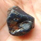 山东蓝宝石矿区直销矿石标本大颗粒66克拉天然蓝宝石原石 秒杀
