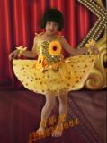 儿童舞蹈演出服--幼儿舞蹈纱裙-小葵花表演服装-合唱服