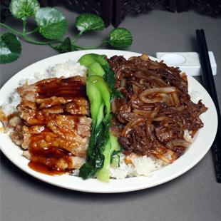 鸡排肥牛双拼饭