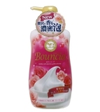 日本代购 新款COW牛乳石碱 玫瑰美肌浓密泡沫保湿沐浴露 550ml