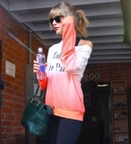 国内现货 甜心美代 WILD FOX Taylor Swift 同款渐变色套头卫衣