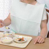 日本TacaoF成人围嘴围兜老年人用餐防水食饭兜围脖一次性围裙