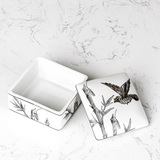 奇居良品 中式新古典装饰摆件 竹枝雀鸟白色陶瓷方形首饰盒 预售