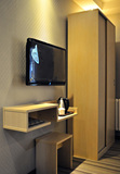 快捷酒店式家具宾馆公寓简约现代挂墙桌子墙上置物架电视柜装饰架