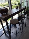 欧式实木吧台桌复古铁艺酒吧椅咖啡厅桌椅家用小吧台高脚凳办公桌