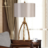 美式创意设计师软装客厅书房装饰台灯复古欧式个性三角卧室床头灯