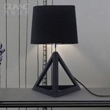 光会设计 创意三角形床头台灯现代时尚北欧温馨黑色卧室客厅台灯