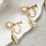 日本 mantique  珍珠系列 镀金 古董羽毛 耳夹 一对装