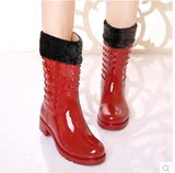 时尚雨靴女韩国新款中筒铆钉雨鞋大人加绒保暖防滑潮厚底水鞋