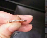香港代购周大福逸彩系列低调的华丽18K玫瑰金白金钻石戒指 排钻