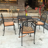 欧式户外休闲阳台庭院桌椅组合三件套铁艺咖啡餐厅带伞孔小圆桌子